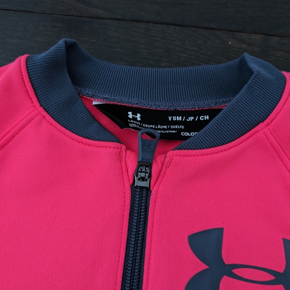 sz:YS Under Armor, Girls full zip track jacket, Penta Pink; Youth S - Picture 3 of 7
